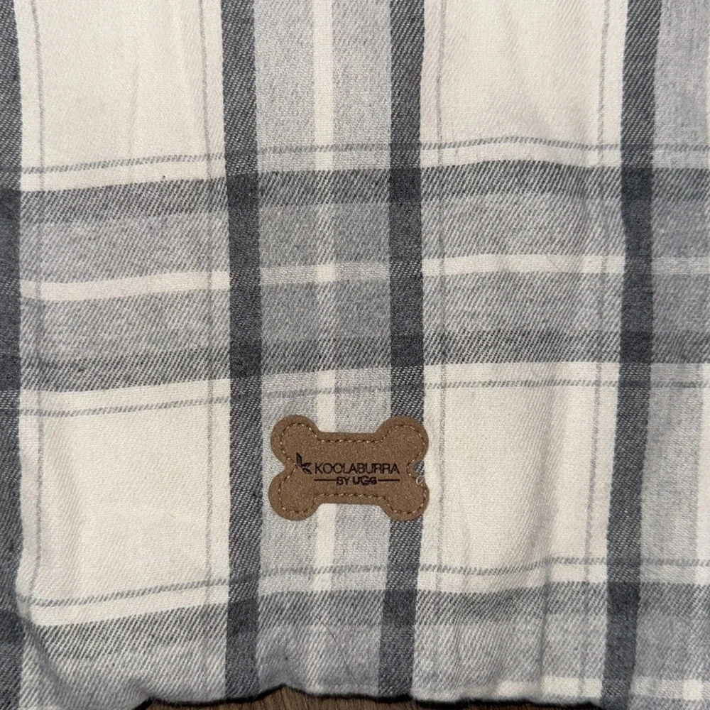 NWOT Koolaburra by UGG Gray Dog Pajamas